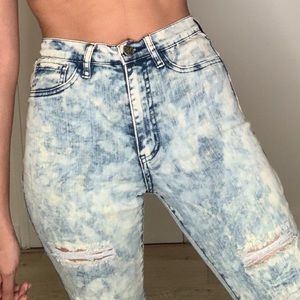 High Waisted Distressed Jeans